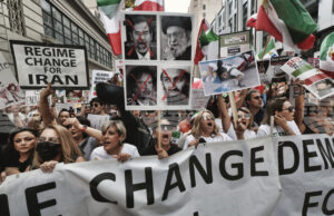 Ударите в Иран все още са опция за Тръмп, според Белия дом