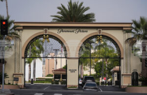 "Уорнър Брос“ отхвърли подобрената оферта за придобиване от „Парамаунт“ и потвърди предпочитанието си към „Нетфликс“