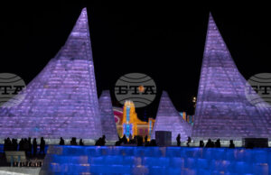 Фестивалът на ледените скулптури преобразява китайския град Харбин