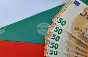 Влизането на България в еврозоната е нов неуспех за Москва, пише сп. "Форин полиси"