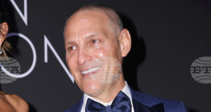 Холивудският агент Ари Емануел, сред чийто клиенти са били Мартин Скорсезе и Опра Уинфри, издава мемоари