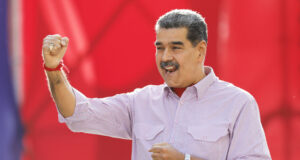 Мадуро обяви увеличение на пенсиите и премии за държавните чиновници