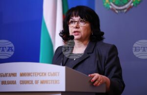 Щастлива съм, че имах възможност да бъда част от сбъдването на една мечта за поколения българи, заяви финансовият министър в оставка Теменужка Петкова