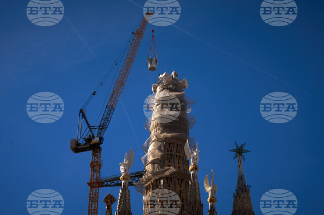 144 години по-късно: „Саграда Фамилия“ достигна окончателната си височина – "Саграда Фамилия"