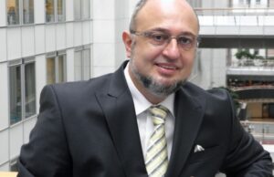 Емил Стоянов