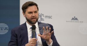 "Няма шанс" американски удар по Иран да въвлече САЩ в дълга война в региона, заяви вицепрезидентът Ванс