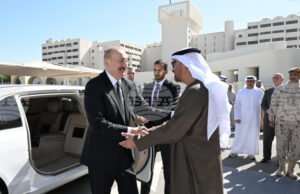 АЗЕРТАДЖ: Президентите на Азербайджан и ОАЕ наблюдаваха съвместното оперативно-тактическо учение "Щит на мира 2026", проведено в Абу Даби