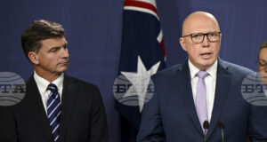 Австралийската опозиционна Либерална партия избра нов лидер на фона на спадащата подкрепа за нея