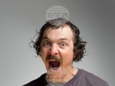 Актьорът Йордан Ръсин изгражда образ на подземния човек, вдъхновен от Достоевски