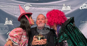 Актьорът Майкъл Кийтън получи наградата „Бухнал пудинг“ за Мъж на годината