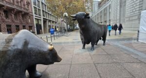 Акциите на българската софтуерна компания "Сирма Груп Холдинг“ ще се търгуват и на Франкфуртската фондова борса от днес