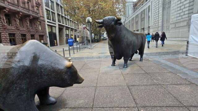 Акциите на българската софтуерна компания "Сирма Груп Холдинг“ ще се търгуват и на Франкфуртската фондова борса от днес