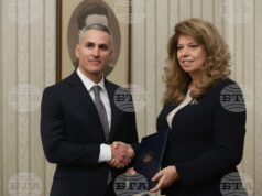 Андрей Гюров представи състав на правителство Президентът Илияна Йотова възлага на кандидата за служебен министър-председател Андрей Гюров да състави правителство.