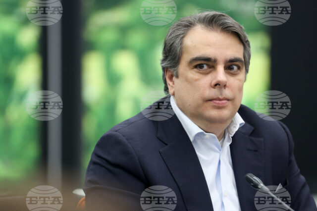 Асен Василев