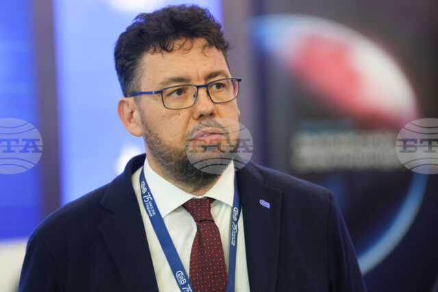 Без инвестиции в енергийната мрежа соларната енергия вместо решение, може да се превърне в проблем, смята председателят на БАСЕЛ Димитър Белелиев