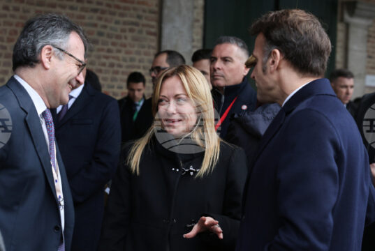 Лидерите на Германия, Италия и Франция по време на срещата на върха на ЕС в Алден Бизен в Белгия на 12 февруари