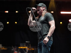 Брад Арнолд, вокалист на американската група "3 Дорс Даун", почина от рак на 47-годишна възраст