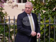 Британският принц Андрю е арестуван при полицейска операция в дома му Андрю Маунтбатън