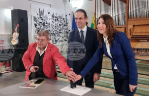 Валидиране на специално пощенско-филателно издание „Български маскарадни игри“ постави началото на фестивала „Кукерландия“ в Ямбол