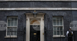 Великобритания призова Израел да отмени решението си за разширяване на контрола над Западния бряг