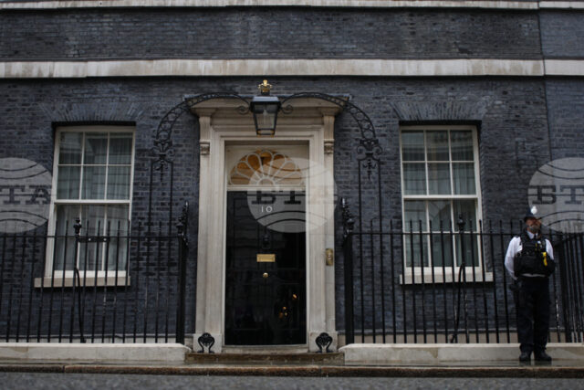 Великобритания призова Израел да отмени решението си за разширяване на контрола над Западния бряг