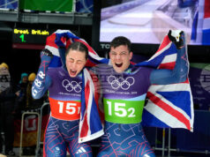 Великобритания спечели златните медали в състезанието по скелетон за смесени отбори