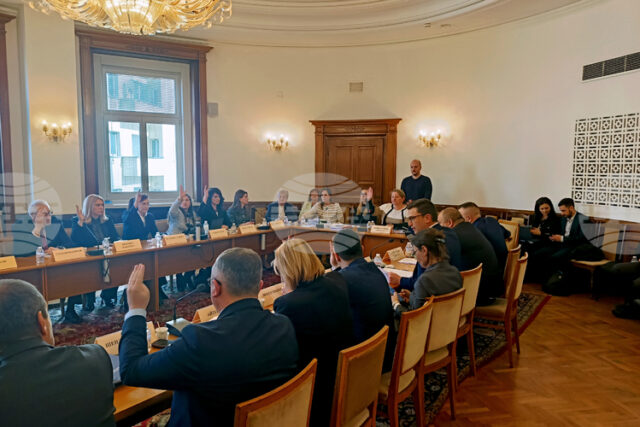 Въвеждането на мултифондовете в допълнителното пенсионно осигуряване одобри на второ Въвеждането на мултифондовете в допълнителното пенсионно осигуряване одобри на второ четене социалната комисия в парламента