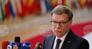 Германският външен министър Йохан Вадефул е на посещение в Нова Зеландия с цел задълбочаване на връзките