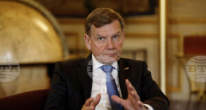 Германският външен министър заяви, че страната му иска да задълбочи сътрудничеството си с Австралия в областта на редкоземните елементи