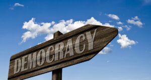 демокрация