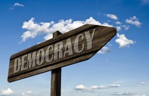 демокрация
