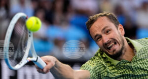 Даниил Медведев спечели титлата в Дубай без игра след отказване на съперника му на финала заради контузия