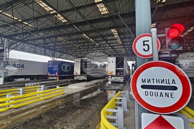 Движението е интензивно на изход за камиони на граничния пункт Движението е интензивно на изход за камиони на граничния пункт "Капитан Андреево"