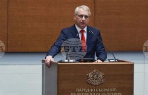 Николай Денков