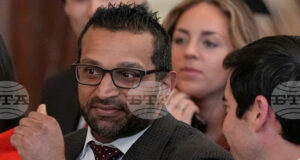 Директорът на ФБР Каш Пател защити олимпийското празненство с бира по време на пътуването си в Италия