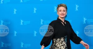 Директорът на „Берлинале” Триша Тътъл отхвърли обвиненията в цензура, отправени от кинодейци в отворено писмо