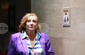 Държавата не може да функционира без бюджет - удължен или нов, каза Искра Михайлова от „ДПС - Ново начало"