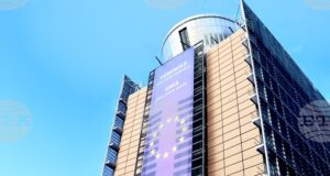 ЕК ще участва в разговорите във Вашингтон за следвоенното възстановяване на Газа