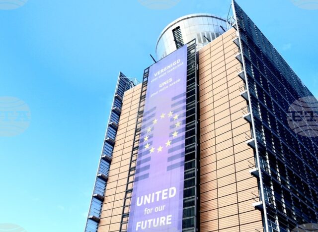 ЕК ще участва в разговорите във Вашингтон за следвоенното възстановяване на Газа