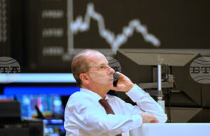 Европейските борси закриха предимно възходящо първата за седмицата търговска сесия