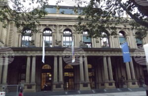 Европейските борси започнаха деня на червено, „Еърбъс“ натежа на индексите