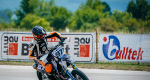 Един от най-добрите български състезатели по мотокрос и супермото Майкъл Иванов се завръща към активните състезания