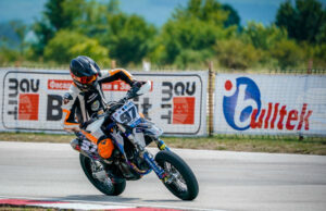 Един от най-добрите български състезатели по мотокрос и супермото Майкъл Иванов се завръща към активните състезания