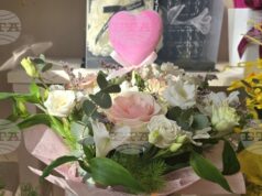 Една двойка е решила да сключи брак на Св. Валентин в Ловеч, според търговци розите не са поскъпнали за празника Една двойка е решила да сключи брак на Св. Валентин в Ловеч, според търговци розите не са поскъпнали за празника