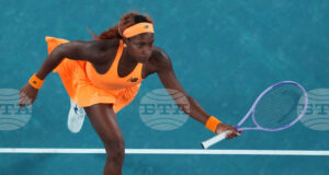 Елена Рибакина и Коко Гоф продължават в третия кръг на тенис турнира в Дубай