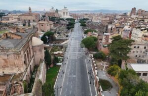 Забрана за предмети с острие с опрелена дължина и за достъп на определени нападатели до публични места обсъжда италианското правителство