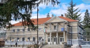 Започна енергийното обновяване на читалища в котленските села Мокрен и Тича, съобщиха от общината