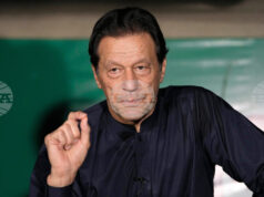 Излежаващият присъда бивш премиер на Пакистан Имран Хан ще получи медицинско лечение след частична загуба на зрението