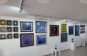 Изложбата „Усещане за жена“ представя ловешкият художник Владимир Киров