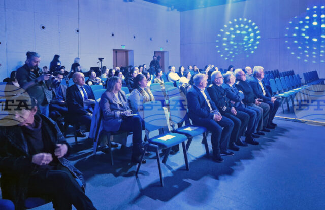 Има системно поведение към повишаване на превенцията и намаляване на фокуса към болничната помощ, каза заместник-министър Петър Грибнев